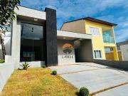Casa / Sobrado em Condomínio para Venda em Cotia/SP Água...
