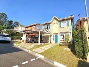 Casa / Sobrado em Condomínio para Venda em Cotia/SP...