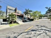 Casa / Sobrado em Condomínio para Venda em Cotia/SP...