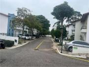 Casa / Sobrado em Condomínio para Venda em Cotia/SP...