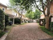 Casa / Sobrado em Condomínio para Venda em Cotia/SP...