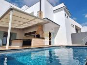 Casa / Sobrado em Condomínio para Venda em Cotia/SP...