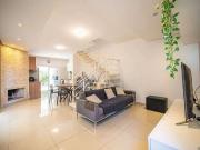 Casa / Sobrado em Condomínio para Venda em Cotia/SP...