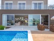 Casa / Sobrado em Condomínio para Venda em Cotia/SP...