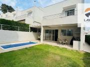 Casa / Sobrado em Condomínio para Venda em Cotia/SP...