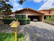 Casa / Sobrado em Condomínio para Venda em Cotia/SP...
