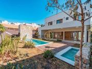 Casa / Sobrado em Condomínio para Venda em Cotia/SP...
