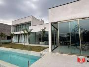 Casa / Sobrado em Condomínio para Venda em Cotia/SP...