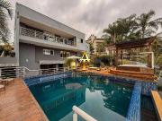 Casa / Sobrado em Condomínio para Venda em Cotia/SP...