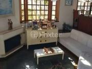 Casa / Sobrado em Condomínio para Venda em Cotia/SP...