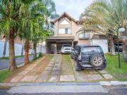 Casa / Sobrado em Condomínio para Venda em Cotia/SP...