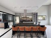 Casa / Sobrado em Condomínio para Venda em Cotia/SP...