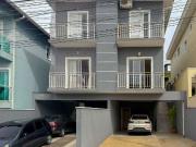 Casa / Sobrado em Condomínio para Venda em Cotia/SP...