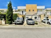 Casa / Sobrado em Condomínio para Venda em Cotia/SP...