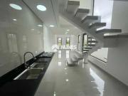 Casa / Sobrado em Condomínio para Venda em Cotia/SP...