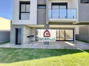 Casa / Sobrado em Condomínio para Venda em Cotia/SP...