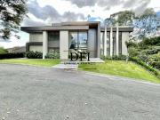 Casa / Sobrado em Condomínio para Venda em Cotia/SP São...