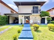 Casa / Sobrado em Condomínio para Venda em Cotia/SP São...