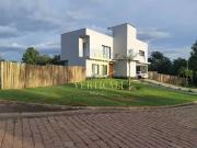 Casa / Sobrado em Condomínio para Venda em Cuiabá/MT...