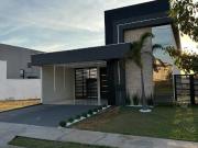 Casa / Sobrado em Condomínio para Venda em Cuiabá/MT...