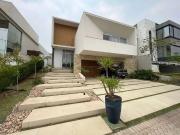 Casa / Sobrado em Condomínio para Venda em Cuiabá/MT...