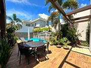 Casa / Sobrado em Condomínio para Venda em Cuiabá/MT...