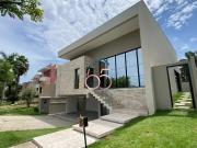 Casa / Sobrado em Condomínio para Venda em Cuiabá/MT...