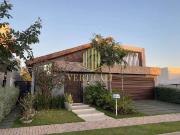 Casa / Sobrado em Condomínio para Venda em Cuiabá/MT...