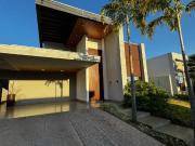 Casa / Sobrado em Condomínio para Venda em Cuiabá/MT...