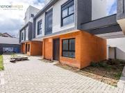 Casa / Sobrado em Condomínio para Venda em Curitiba/PR...