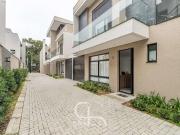 Casa / Sobrado em Condomínio para Venda em Curitiba/PR...