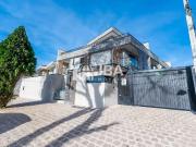 Casa / Sobrado em Condomínio para Venda em Curitiba/PR...