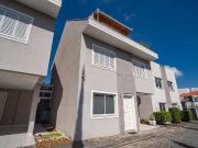 Casa / Sobrado em Condomínio para Venda em Curitiba/PR...