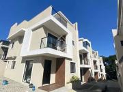 Casa / Sobrado em Condomínio para Venda em Curitiba/PR...