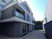 Casa / Sobrado em Condomínio para Venda em Curitiba/PR...