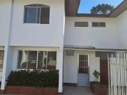 Casa / Sobrado em Condomínio para Venda em Curitiba/PR...