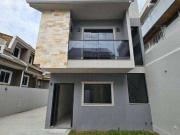 Casa / Sobrado em Condomínio para Venda em Curitiba/PR...