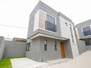 Casa / Sobrado em Condomínio para Venda em Curitiba/PR...