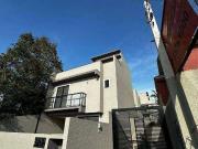 Casa / Sobrado em Condomínio para Venda em Curitiba/PR...