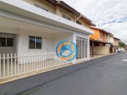 Casa / Sobrado em Condomínio para Venda em Curitiba/PR...