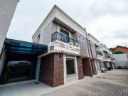 Casa / Sobrado em Condomínio para Venda em Curitiba/PR...