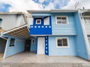 Casa / Sobrado em Condomínio para Venda em Curitiba/PR...