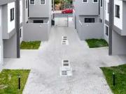 Casa / Sobrado em Condomínio para Venda em Curitiba/PR...