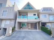 Casa / Sobrado em Condomínio para Venda em Curitiba/PR...