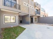 Casa / Sobrado em Condomínio para Venda em Curitiba/PR...