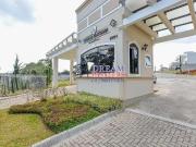 Casa / Sobrado em Condomínio para Venda em Curitiba/PR...