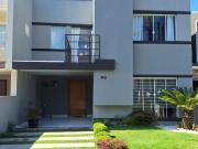 Casa / Sobrado em Condomínio para Venda em Curitiba/PR...