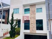 Casa / Sobrado em Condomínio para Venda em Curitiba/PR...