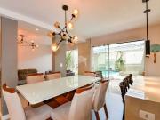 Casa / Sobrado em Condomínio para Venda em Curitiba/PR...