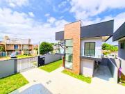 Casa / Sobrado em Condomínio para Venda em Curitiba/PR...